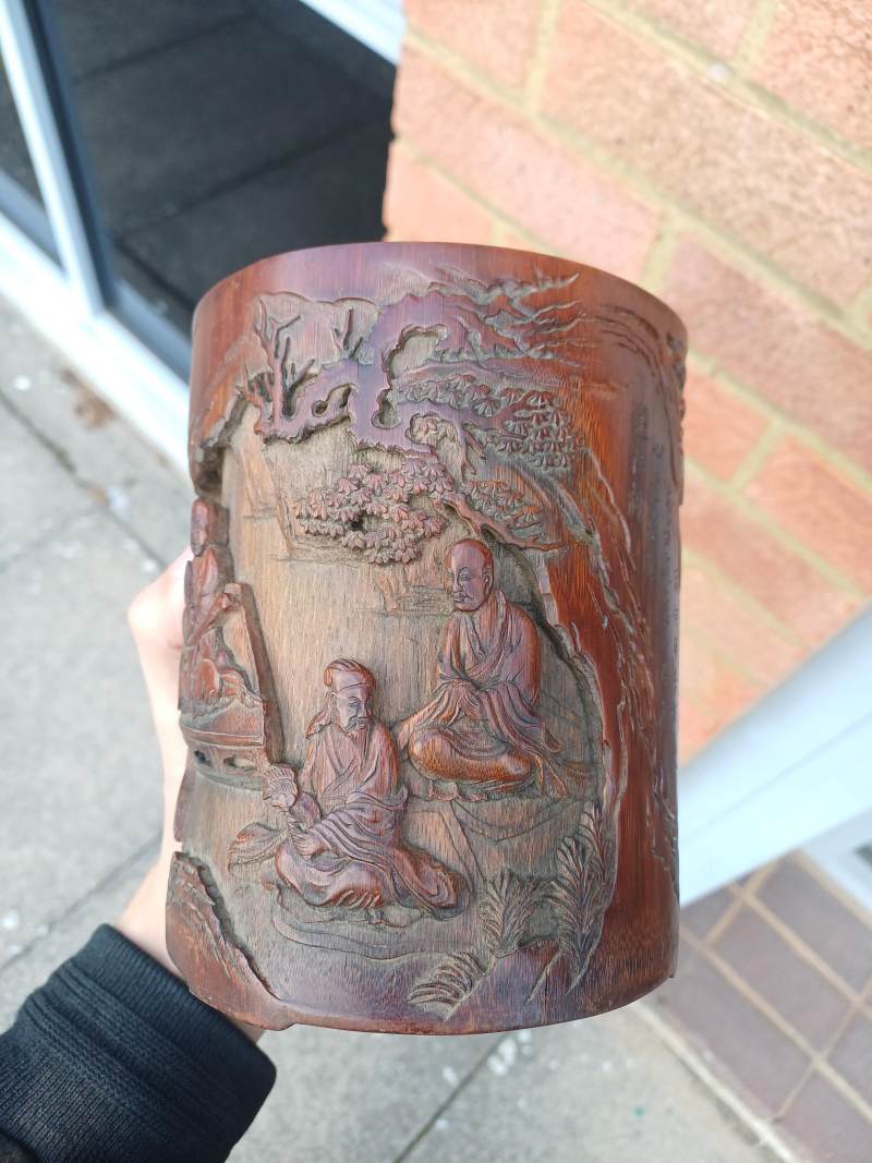 清十八世紀 竹雕鹿順回園圖筆筒《其吉作》款 | A Chinese carved bamboo 'Lushun Huiyuan' brush pot, bitong, Qing dynasty, 18th century - 图15