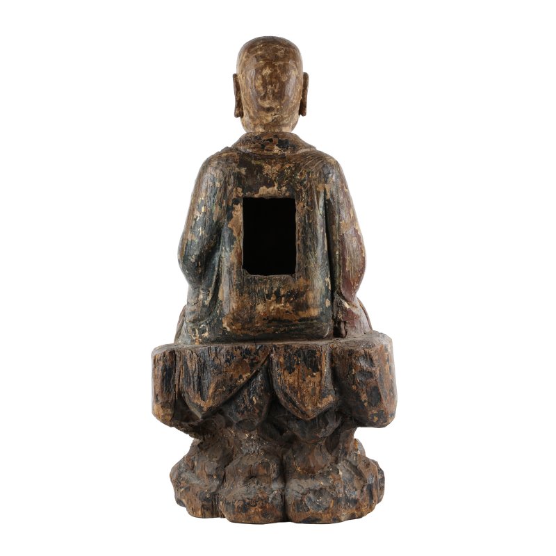 明 木雕加彩羅漢坐像 | A large Chinese polychrome wood figure of a Luohan, Ming dynasty - 图3