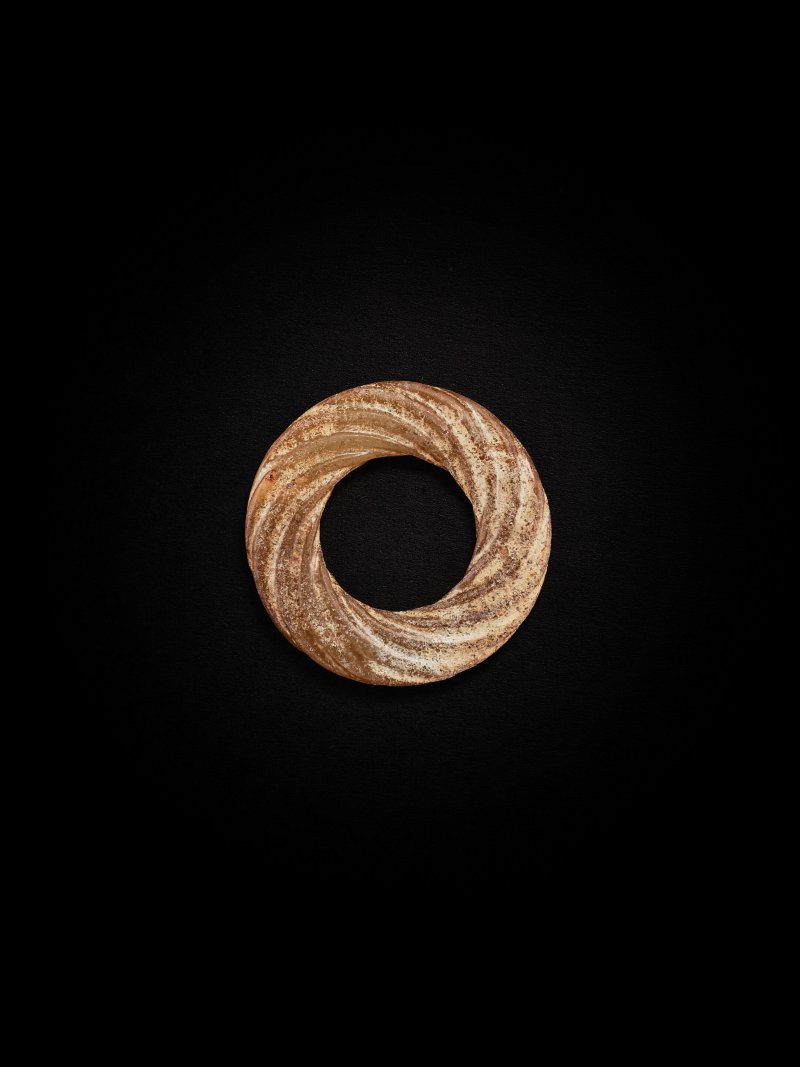 戰國 玉絞絲紋環 | A SMALL JADE 'ROPE-TWIST' RING - 图1