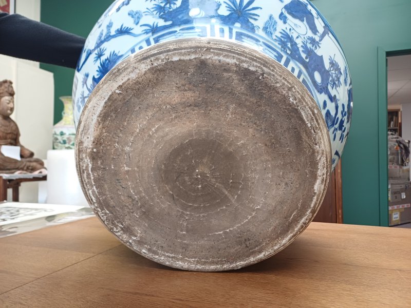 清十八世紀 青花百子圖瓶 | A large Chinese blue and white 'boys' vase, Qing dynasty, 18th century - 图15