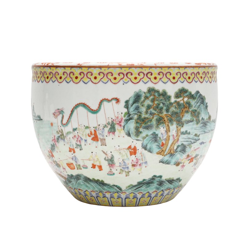 十九/二十世紀 粉彩百子圖花盆 | A Chinese famille-rose 'hundred boys' jardinière, 19th/20th century - 图4