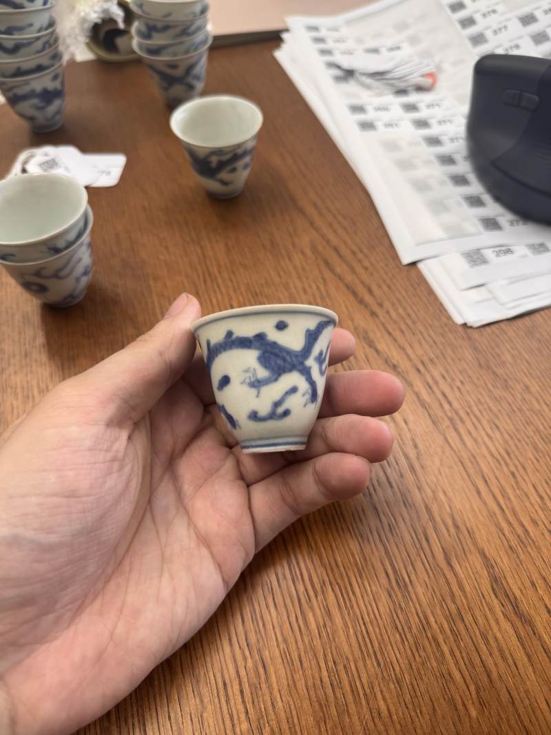 十七世紀 哈徹號沈船出水 青花龍紋酒盃一組四件 | A set of four Chinese blue and white wine cups from the Hatcher Cargo, 17th century - 图13