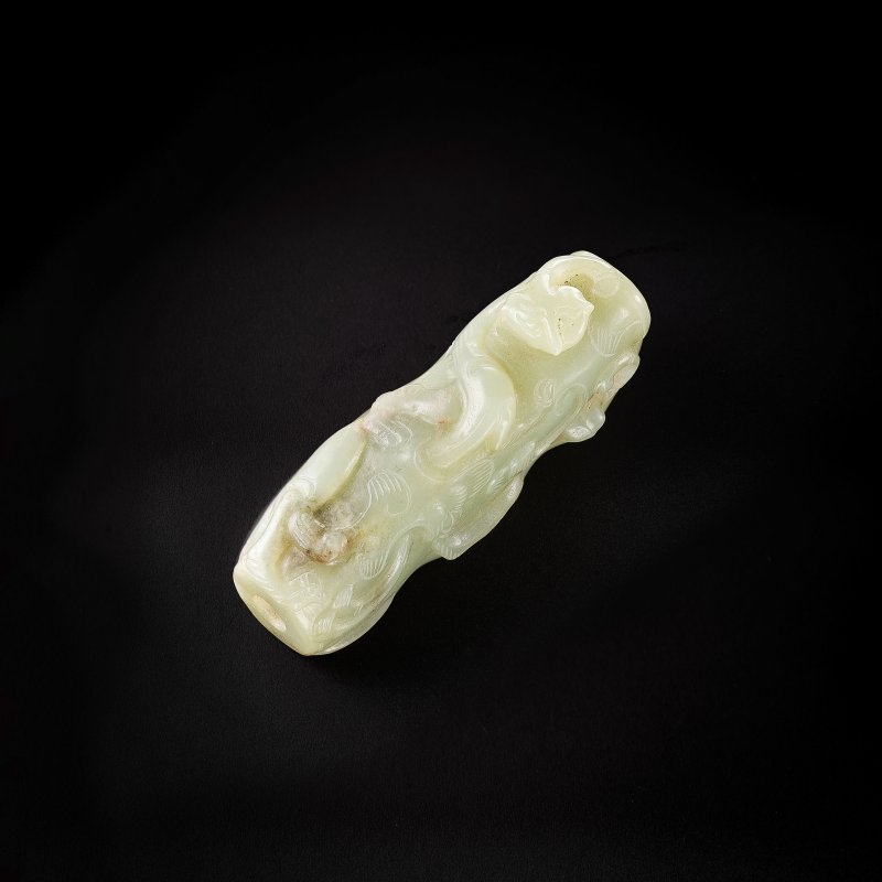明 青玉仿古螭龍紋管形器 | A JADE 'CHILONG' ARCHAISTIC TUBE - 图4