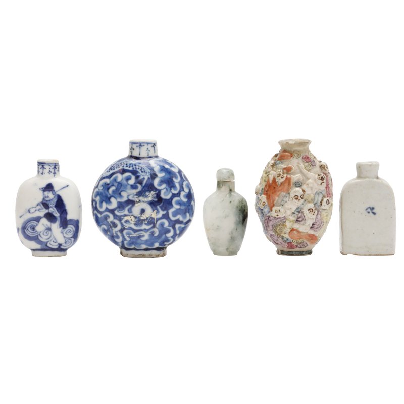清 各式鼻煙壺一組五件 | Five Chinese snuff bottles, Qing dynasty - 图3