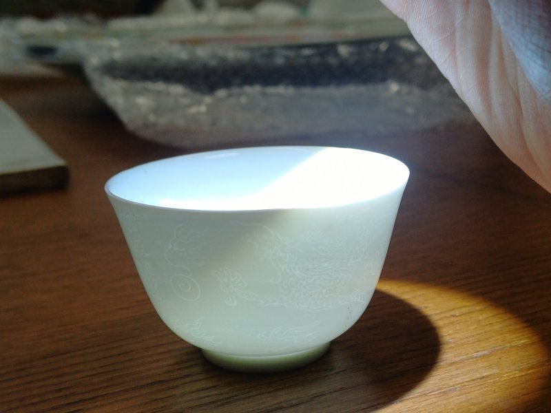 十九/二十世紀 白釉盃 《大清雍正年製》款 | A Chinese white-glazed cup, 19th/20th century - 图11