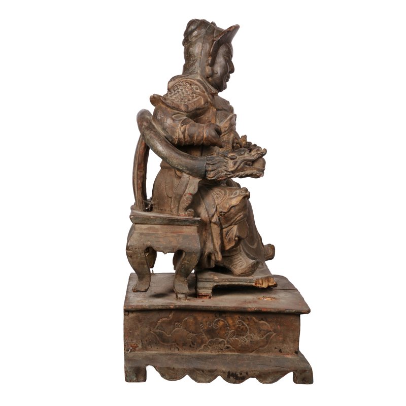 清十八世紀 木雕漆金關帝坐像 | A large Chinese carved wood and gilt-lacquered figure of Guandi, Qing dynasty, 18th century - 图3