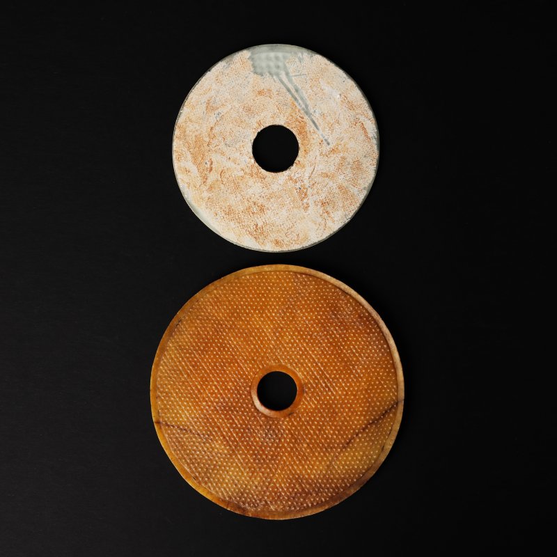 十九/二十世紀 仿古玉璧一組三件 | Three Chinese archaistic jade discs, bi, 19th/20th century - 图5