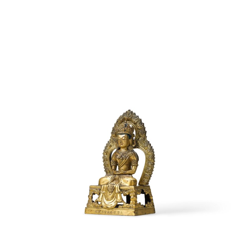 清乾隆 1770年 銅鎏金無量壽佛坐像 | A GILT-BRONZE FIGURE OF AMITAYUS - 图2