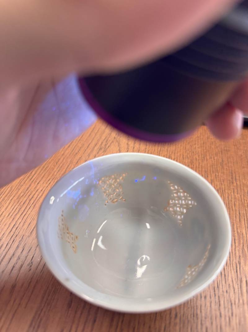明崇禎 青花花卉紋玲瓏鏤空盌 | Santos Collection | A Chinese blue and white reticulated 'linglong' bowl, Ming dynasty, Chongzhen period - 图13