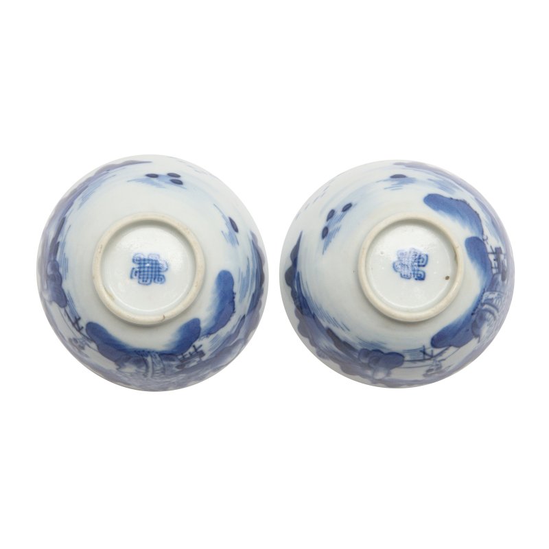 清十八 / 十九世紀 青花山水圖花口盃一對 | Two Chinese blue and white 'landscape' scalloped cups, Qing dynasty, 18th/19th century - 图5