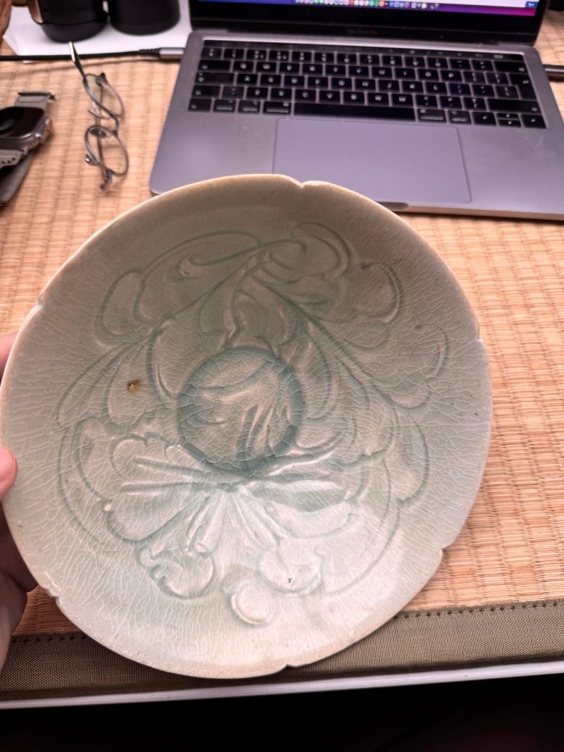 南宋 青白釉刻牡丹紋笠式盌 | Santos Collection | A Chinese Qingbai 'peony' carved bowl, Southern Song dynasty - 图4