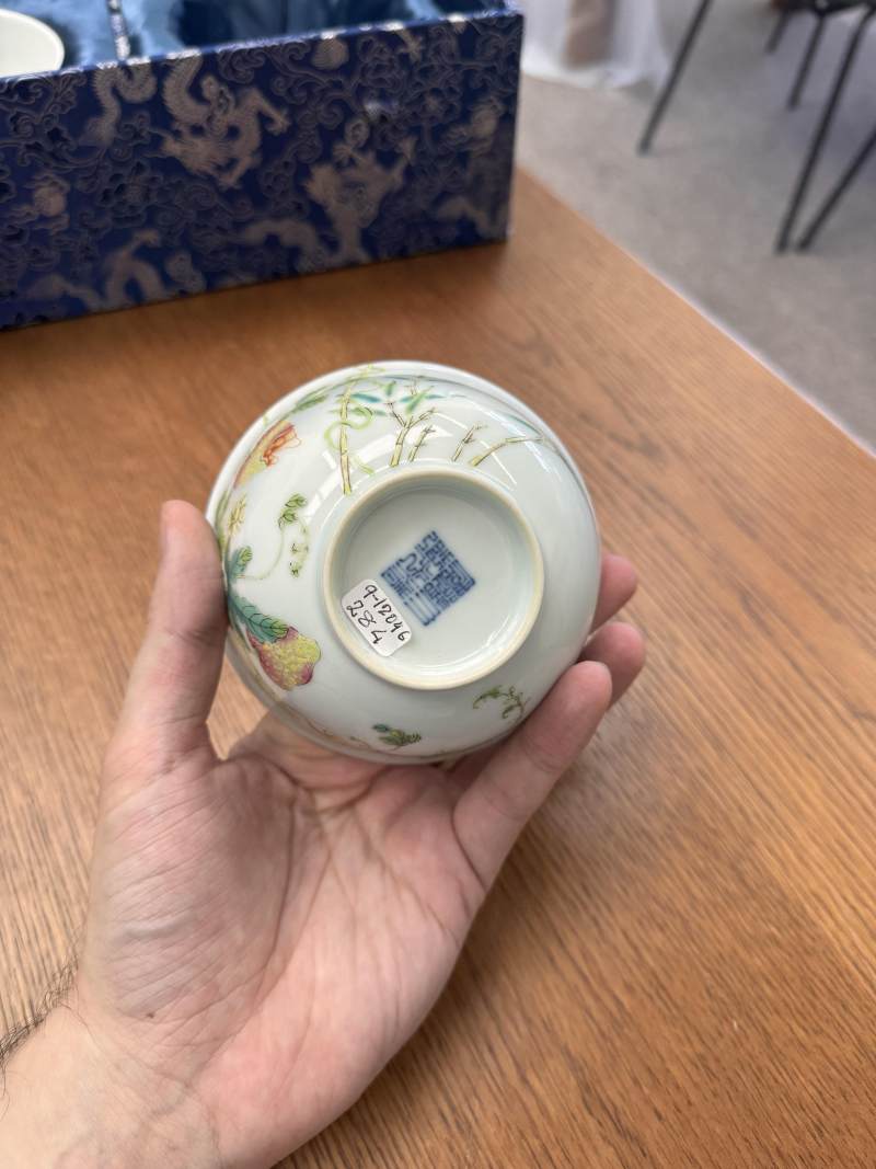 清道光 粉彩癩瓜紋蓋盌一對 《大清道光年製》款 | Santos Collection | A pair of fine Chinese famille-rose 'bitter melon' bowls and covers, Qing dynasty, Daoguang mark and period - 图20