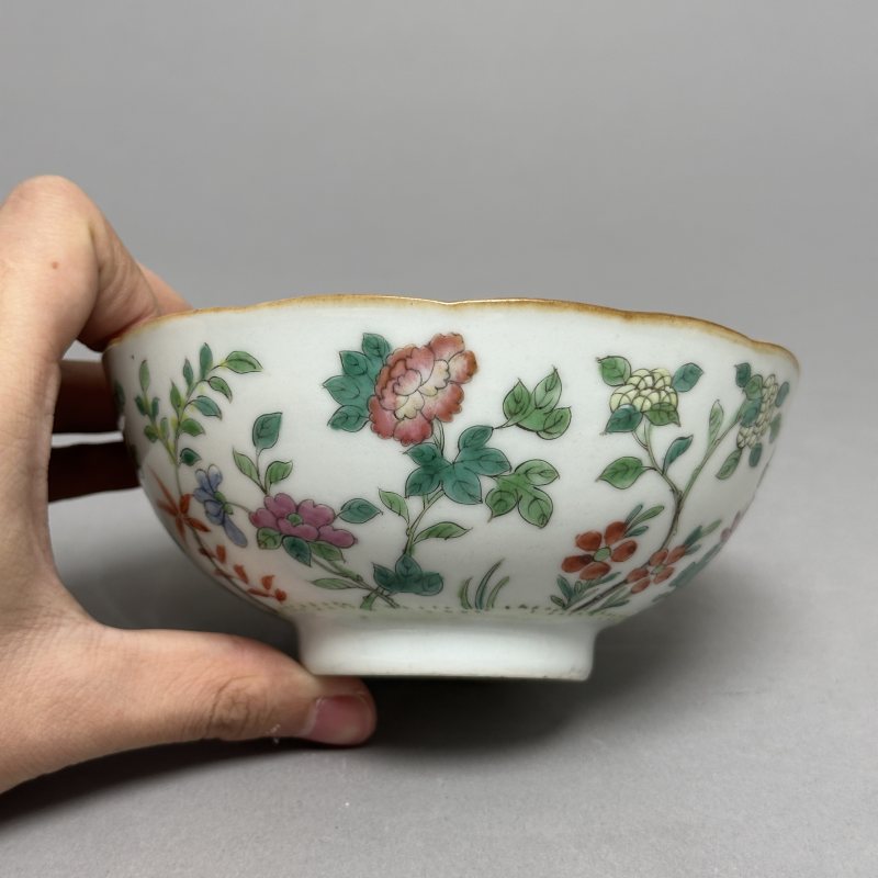 清道光 粉彩折枝花卉纹碗 - 图7