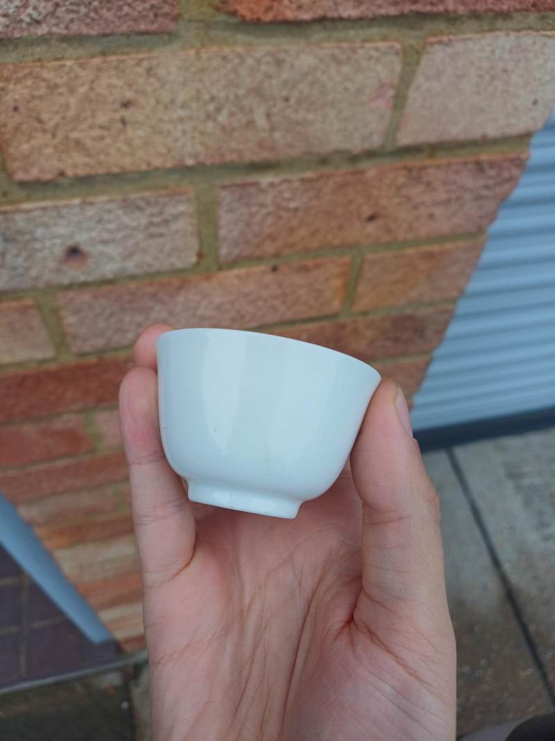 十九/二十世紀 白釉盃 《大清雍正年製》款 | A Chinese white-glazed cup, 19th/20th century - 图14