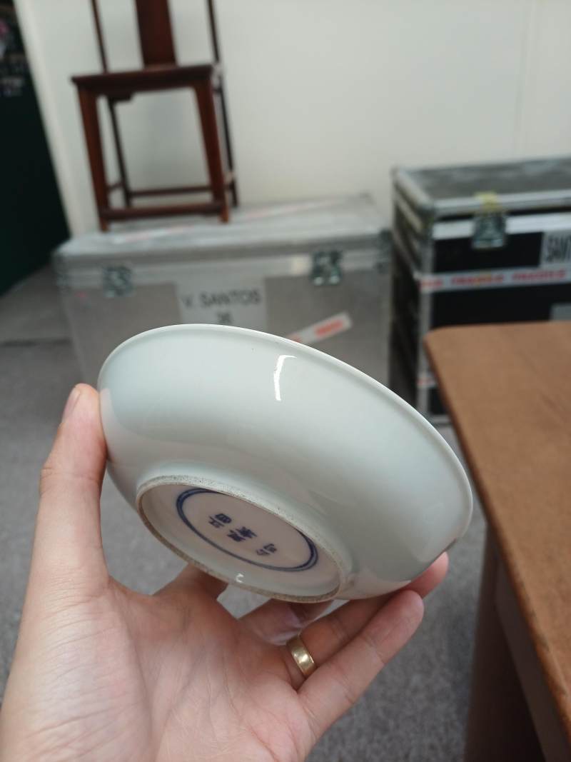 民國 青花蠶桑圖盤一對《江西瓷業公司》款 | A pair of Chinese blue and white ‘silkworm’ dishes, Republic period, Jiangxi Porcelain Company - 图6