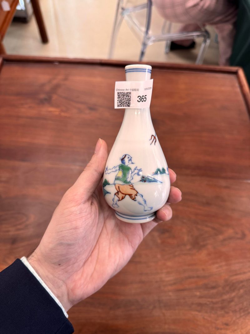 清 鬪彩人物故事圖瓶 《大清雍正年製》款 | A small Chinese doucai 'figural' vase, Qing dynasty, Yongzheng mark - 图19