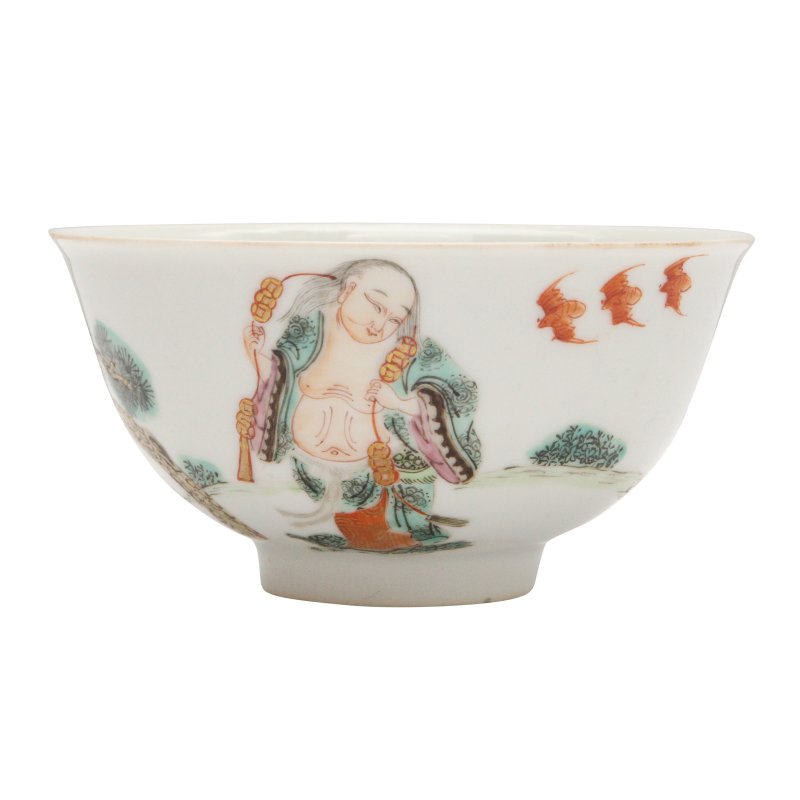 清同治 粉彩仙人圖盌 《同治年製》款 | A Chinese famille-rose 'immortal' bowl, Qing dynasty, Tongzhi period