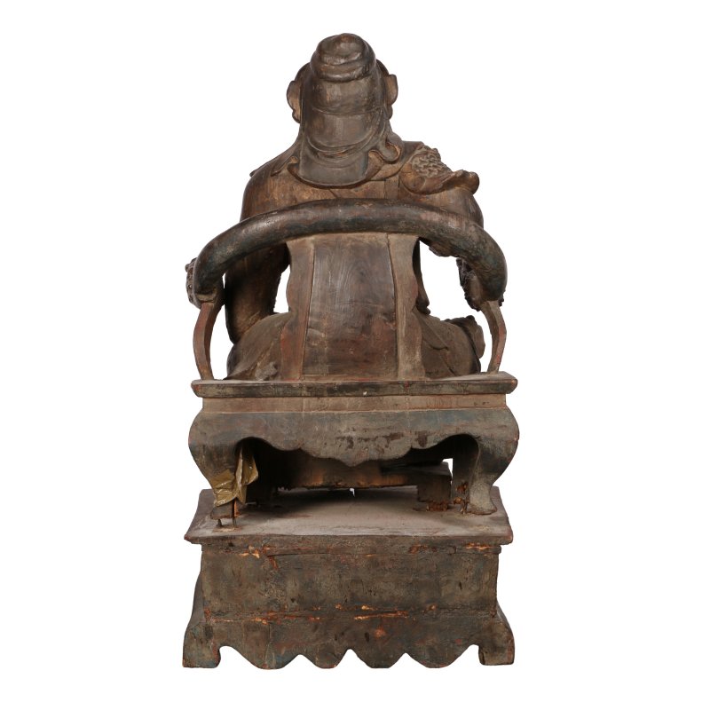 清十八世紀 木雕漆金關帝坐像 | A large Chinese carved wood and gilt-lacquered figure of Guandi, Qing dynasty, 18th century - 图4