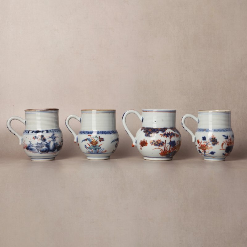 清康熙 伊萬里彩繪花卉紋馬克盃一組 | Santos Collection | A group of Chinese export Imari 'floral' mugs, Qing dynasty, Kangxi period - 图4