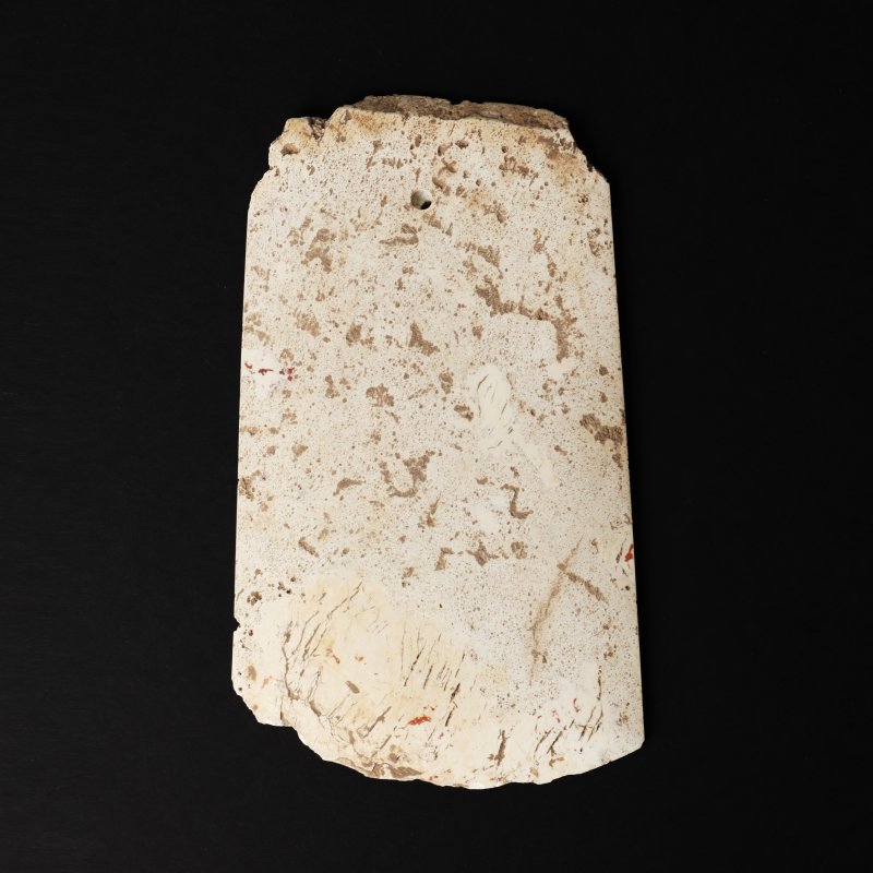 十九/二十世紀 仿古玉雕簠 | A large Chinese archaistic carved jade fu, 19th/20th century - 图2