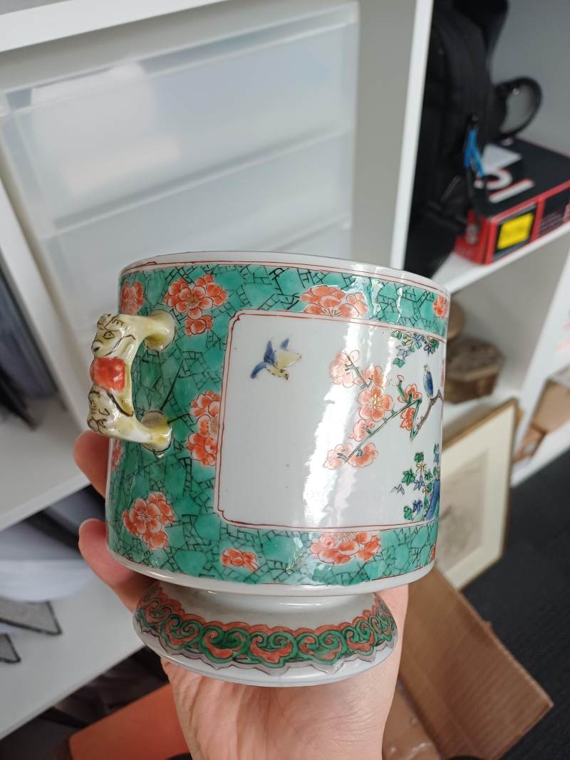 清康熙 五彩花卉圖蓋罐 | A Chinese famille-verte double-handled 'floral' pot and cover, Qing dynasty, Kangxi period - 图10