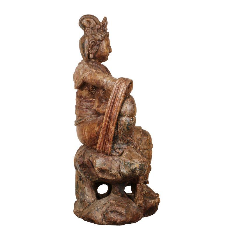 明 漆木雕觀音坐像 | A large Chinese lacquered wood figure of Guanyin, Ming dynasty - 图2