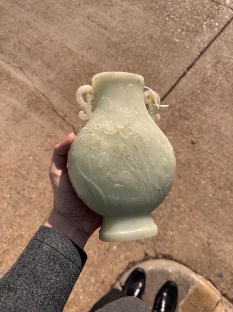 清乾隆 青玉雕蓮塘清趣圖瓶 | A fine Chinese celadon jade 'lotus pond' vase, Qing dynasty, Qianlong period - 图28