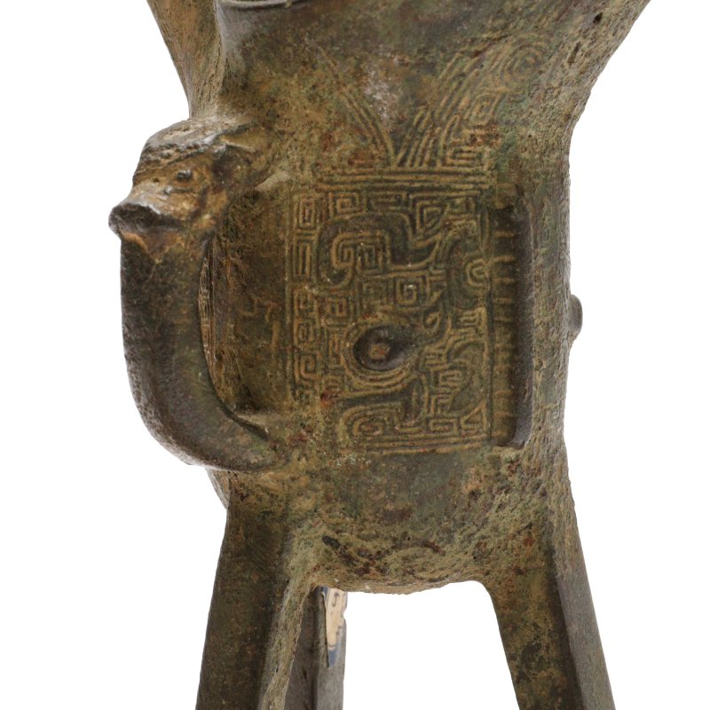 商 青銅爵 | An inscribed Chinese archaic bronze ritual wine vessel, jue, Shang dynasty - 图7