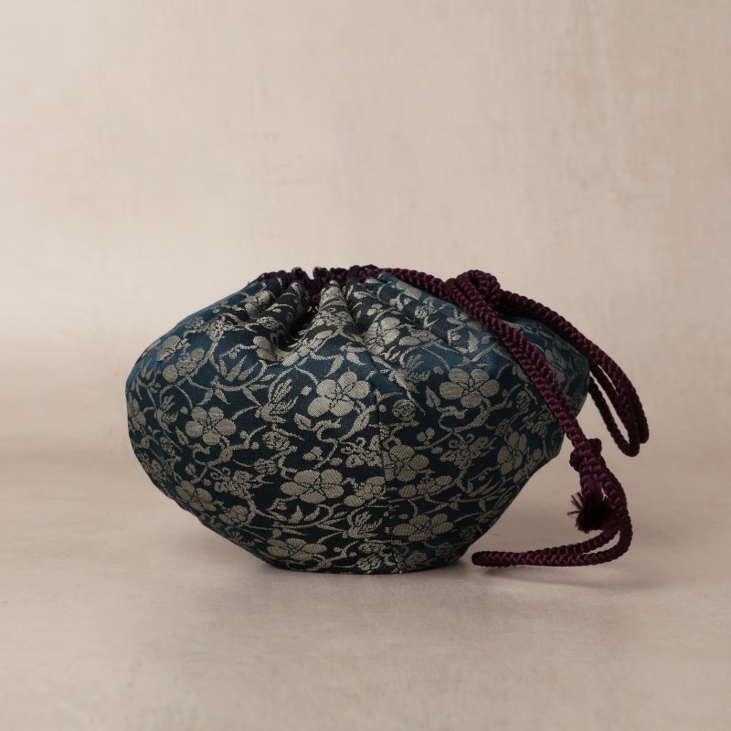 宋 建窰兔毫斗笠盌 | Santos Collection | A Chinese Jian black-glazed 'hare's fur' conical bowl, Song dynasty - 图5