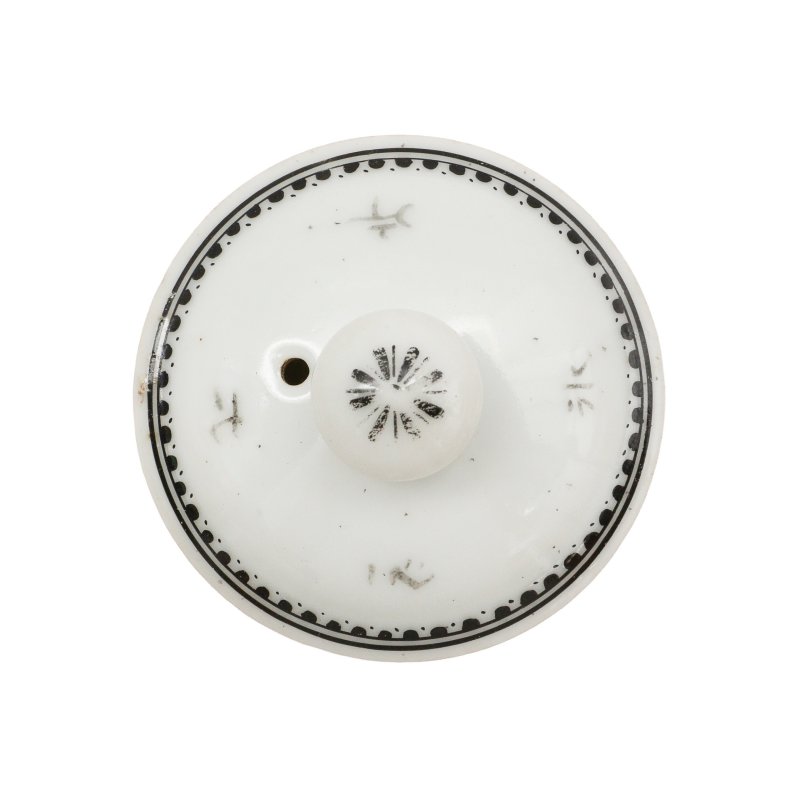 民國 粉彩仙鶴圖蓋壺 | A Chinese famille-rose 'cranes' teapot, Republic period - 图5