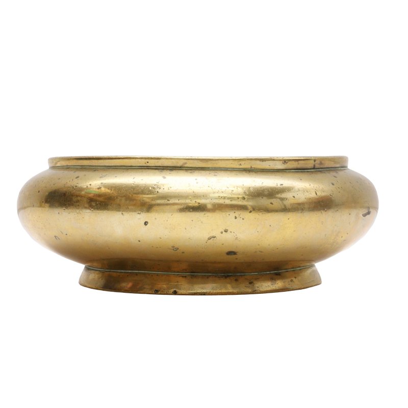 清十九世紀 銅爐 《宣德年製》款 | A Chinese polished bronze bombé censer, Qing dynasty, 19th century