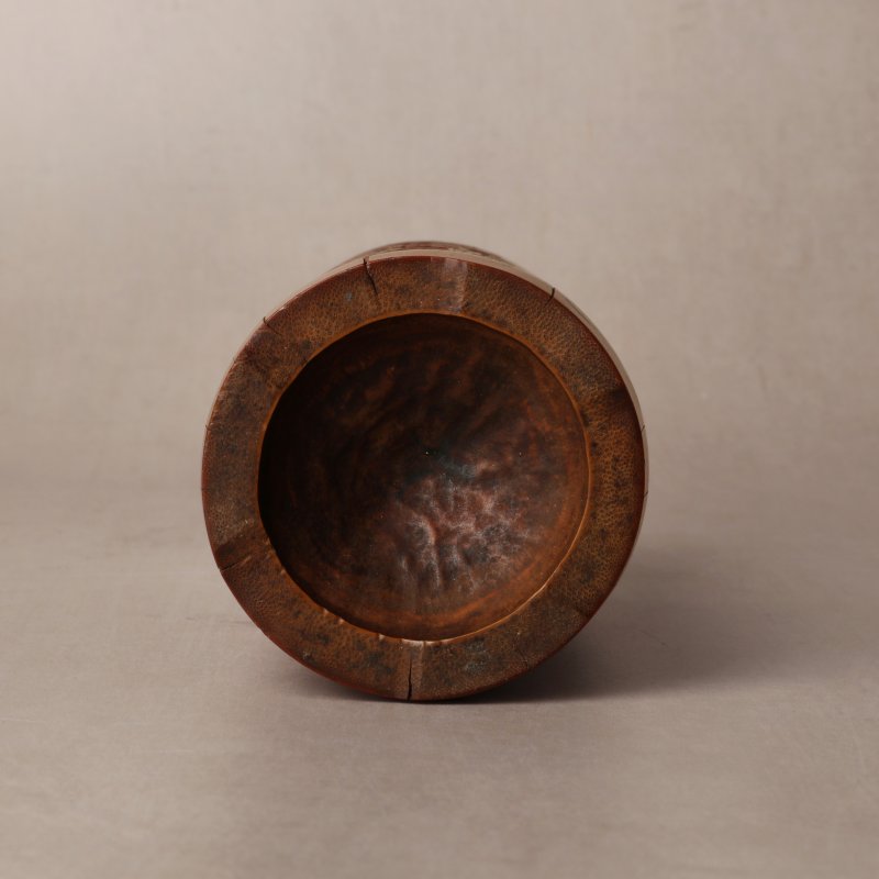 清十九世紀 竹雕山水人物圖筆筒 | A Chinese carved bamboo brushpot, Qing dynasty, 19th century - 图12