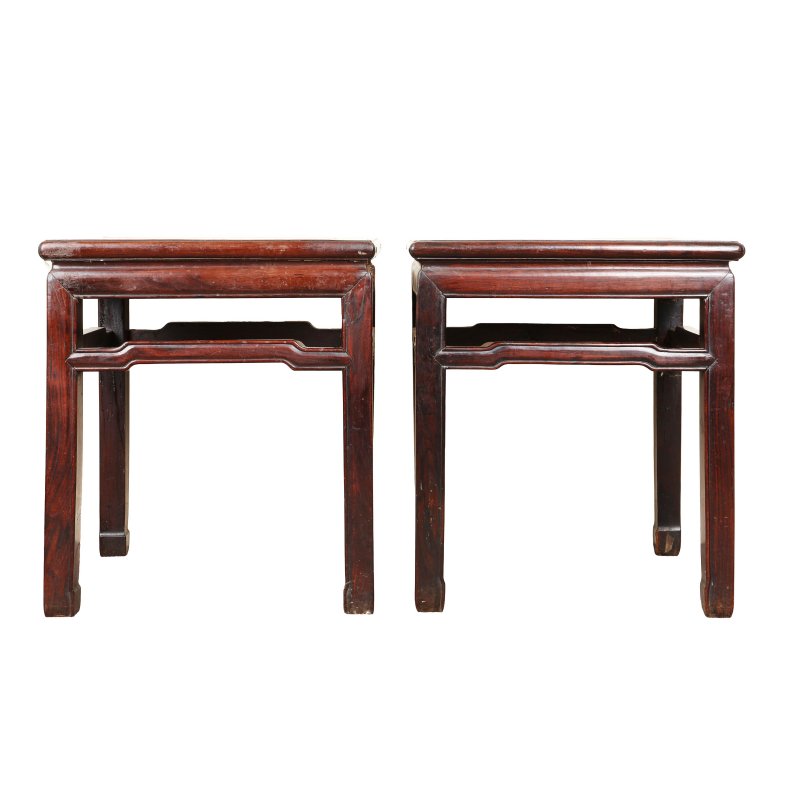清十九世紀 紅木矮幾一對 | A pair of Chinese hardwood hongmu low tables, Qing dynasty, 19th century