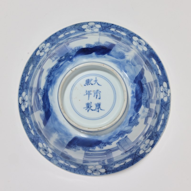 清康熙 青花人物故事图折沿碗 - 图8