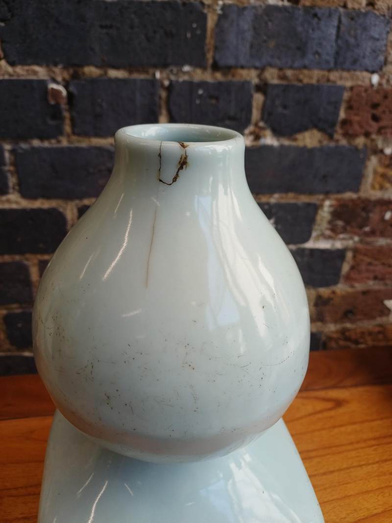 清十九世紀 青釉瓶 《大清乾隆年製》款 | A Chinese monochrome celadon-glazed vase, Qing dynasty, 19th century - 图5
