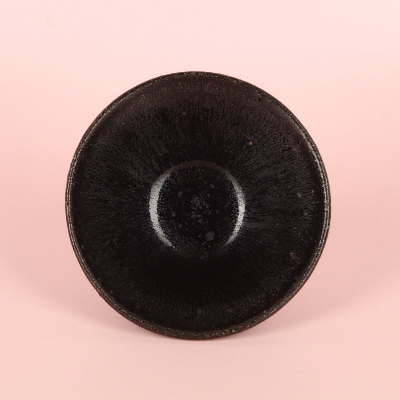宋 建窰兔毫斗笠盌 | Santos Collection | A Chinese Jian black-glazed 'hare's fur' conical bowl, Song dynasty - 图6