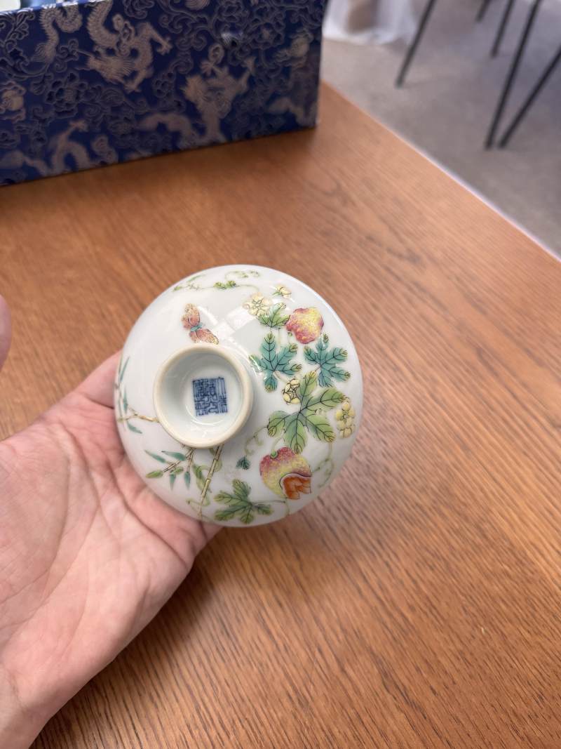 清道光 粉彩癩瓜紋蓋盌一對 《大清道光年製》款 | Santos Collection | A pair of fine Chinese famille-rose 'bitter melon' bowls and covers, Qing dynasty, Daoguang mark and period - 图32
