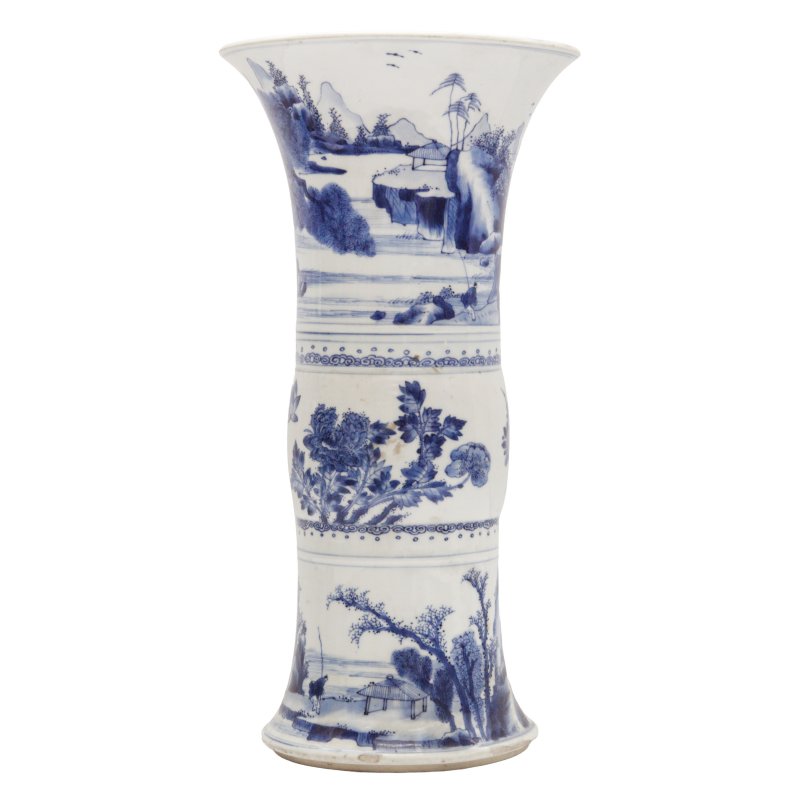 清康熙 青花山水人物圖花觚 | A Chinese blue and white 'gu' vase, Qing dynasty, Kangxi period - 图10