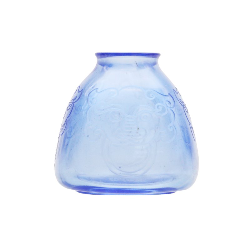 十九/二十世紀 藍玻璃饕餮紋水丞 | A Chinese blue 'taotie' glass waterpot, 19th/20th century