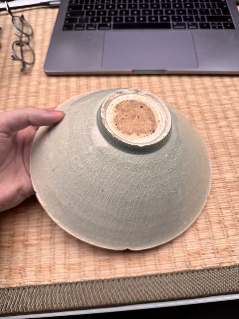 南宋 青白釉刻牡丹紋笠式盌 | Santos Collection | A Chinese Qingbai 'peony' carved bowl, Southern Song dynasty - 图9
