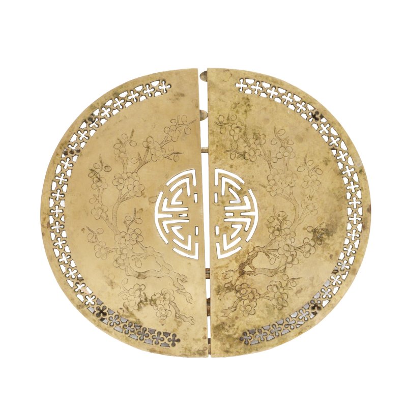 十九/二十世紀 銅鎖片 | A Chinese brass lock plate, 19th/20th century - 图2