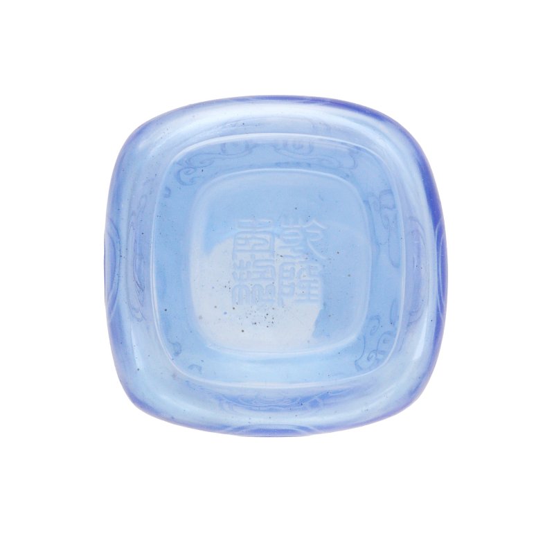 十九/二十世紀 藍玻璃饕餮紋水丞 | A Chinese blue 'taotie' glass waterpot, 19th/20th century - 图3