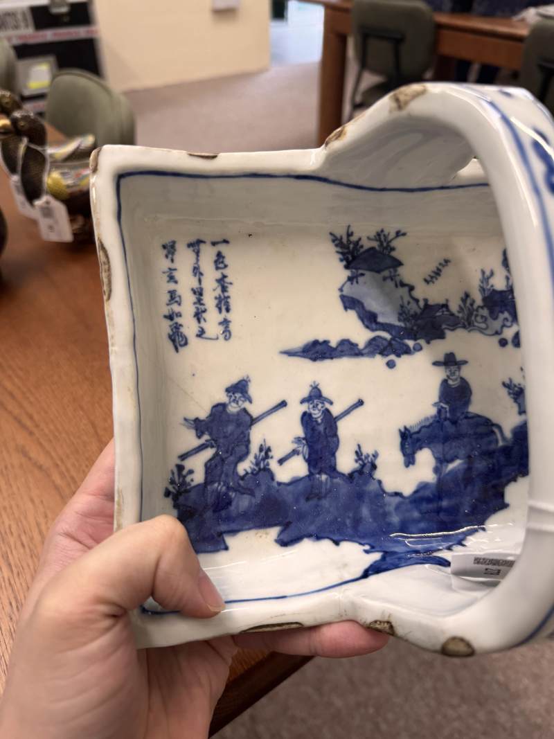 明天啟 青花古染付人物故事圖盤 | A Chinese kosometsuke blue and white handled tray, late Ming dynasty, Tianqi period - 图10