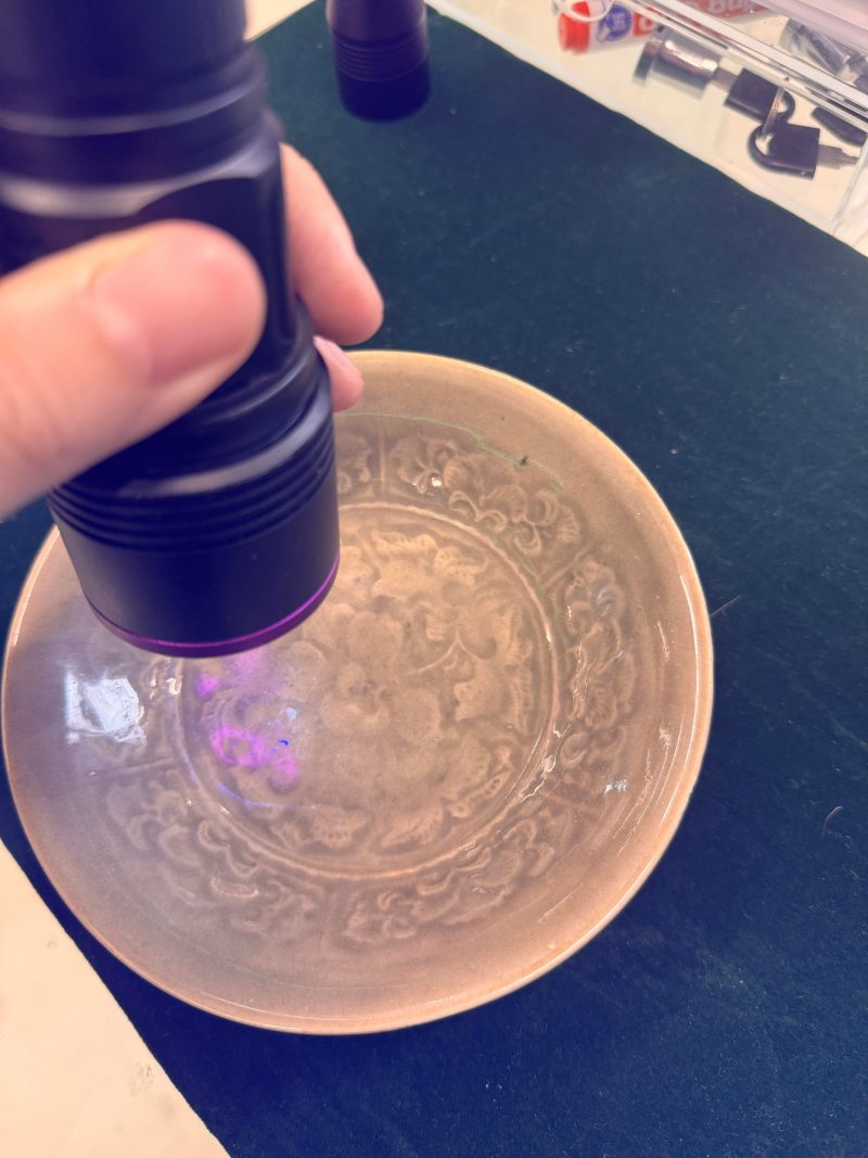 北宋 耀州窯青釉刻花牡丹紋盌 | Santos Collection | A Chinese Yaozhou celadon 'peony' bowl, Northern Song dynasty - 图15