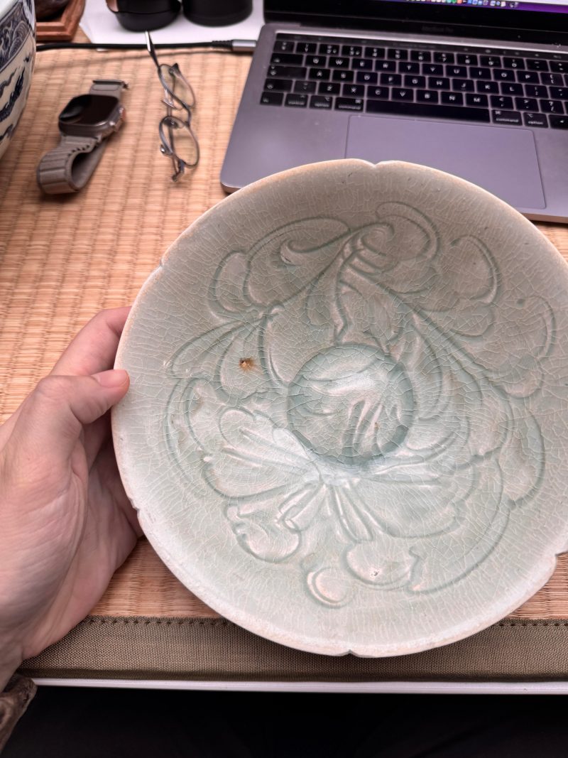 南宋 青白釉刻牡丹紋笠式盌 | Santos Collection | A Chinese Qingbai 'peony' carved bowl, Southern Song dynasty - 图11