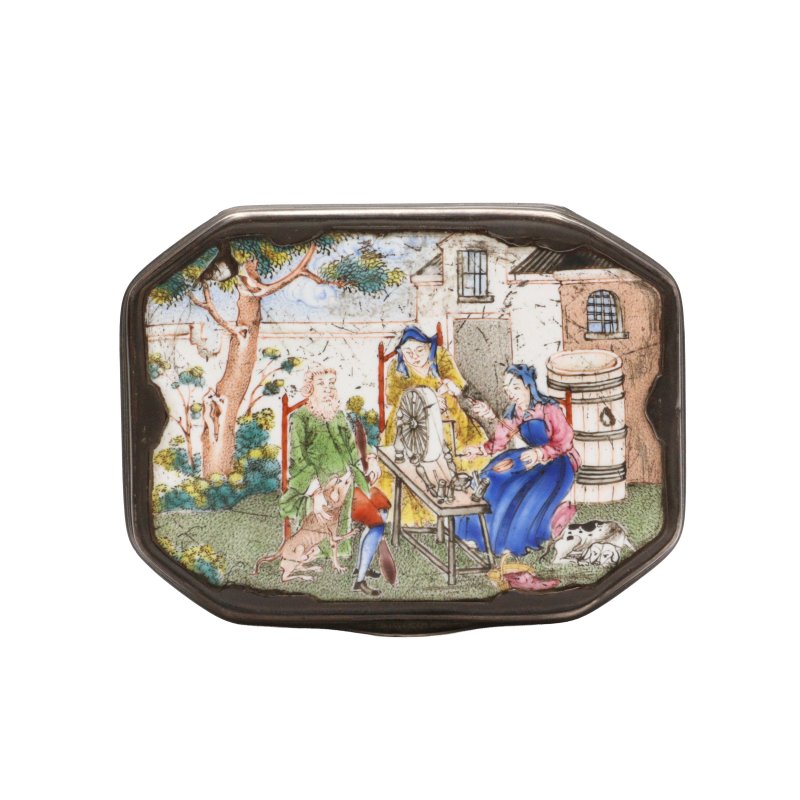 清乾隆 銅胎畫琺瑯西洋人物故事圖鼻煙盒 | A Chinese painted enamel 'European subject' snuff box, Qing dynasty, Qianlong period - 图5