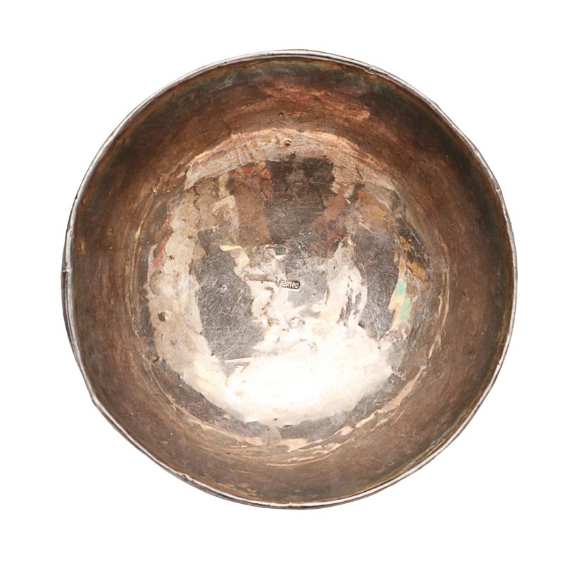 清十九世紀 椰雕盌及綠松石數珠 | A Chinese carved coconut bowl and turquoise beads, Qing dynasty, 19th century - 图5