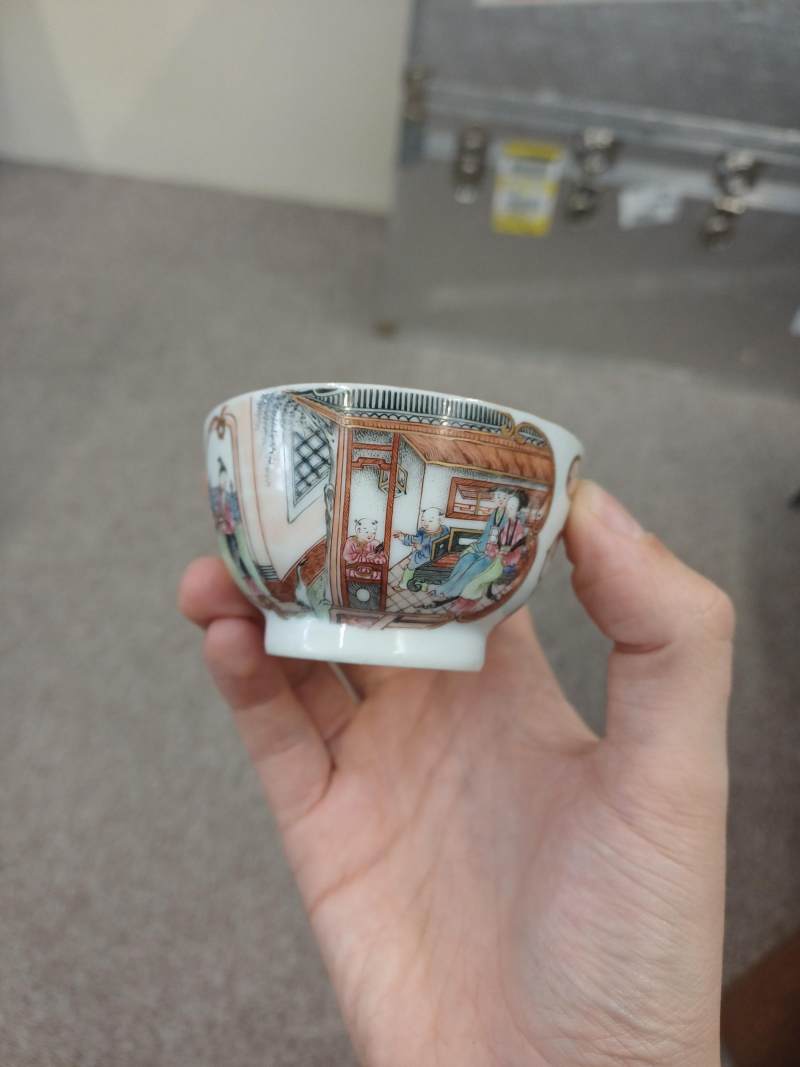 清雍正 粉彩人物故事圖盃 | A Chinese famille-rose 'figural' cup, Qing dynasty, Yongzheng period - 图5
