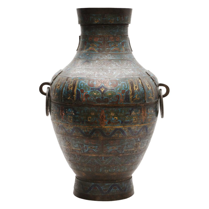 十八/十九世紀 銅胎掐絲琺瑯饕餮紋瓶 | A large Chinese cloisonné enamel bronze 'taotie' vase, 18th/19th century - 图3