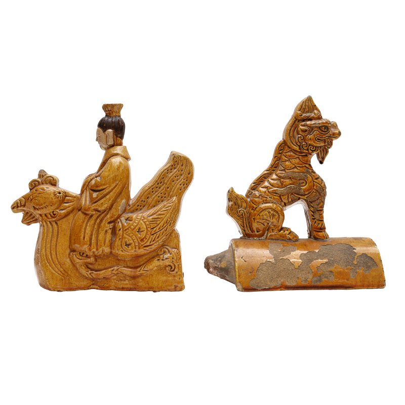 明 / 清 褐釉瑞獸瓦件 一組兩件 | Two Chinese amber-glazed 'mythical beast' roof tiles, Ming/Qing dynasty - 图6